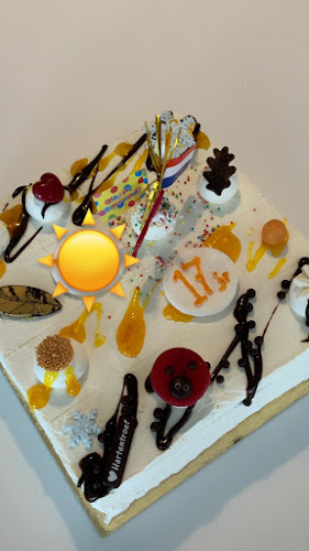 IJssalon Hartentroef Phone number