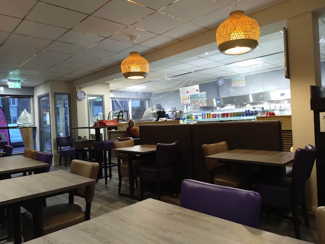 Comentarii opinii despre Cafetaria Lotus