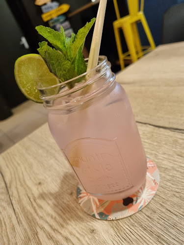 The Wings Paradise Den Haag - Horeca