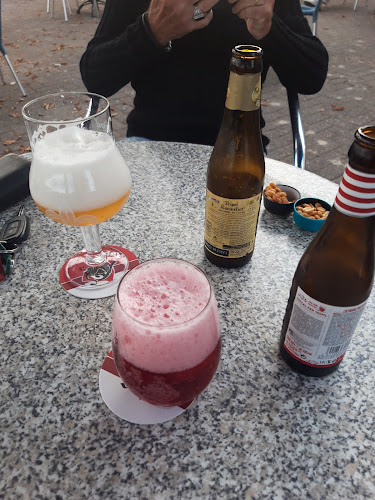 Malpie Hoeve Phone number