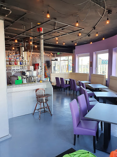 Comentarii opinii despre IJssalon Dominique