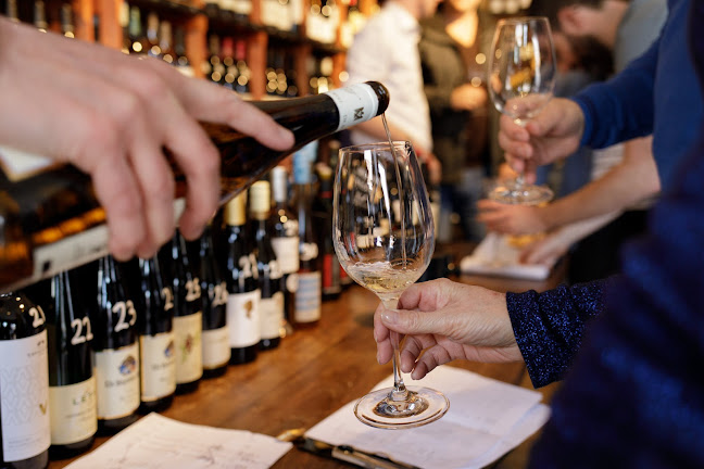 Opinii despre De Wijn Genoten Maarssen în Maarssen - Horeca