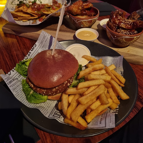 Comentarii opinii despre ZUZU Cocktail Club