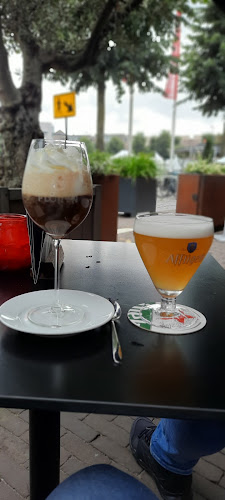 Opinii despre Floryn Grand Café în Uden - Horeca