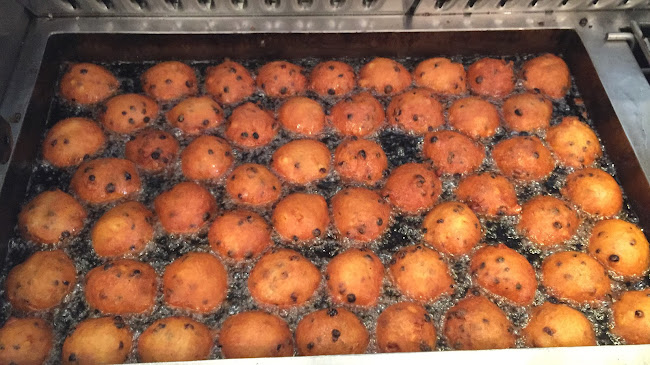 Uw Oliebollen bakker, Wesley Smit - Horeca