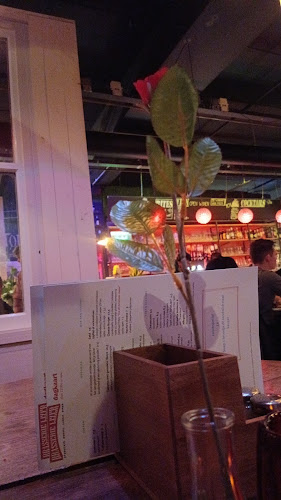 Opinii despre Brasserie IJzer în Heerhugowaard - Horeca