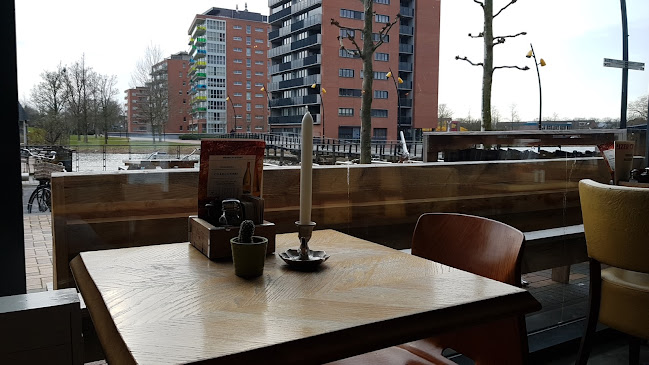 Comentarii opinii despre Brasserie IJzer