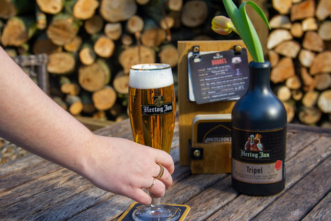 Opinii despre Gouden Carolus V.O.F. în Hilvarenbeek - Horeca