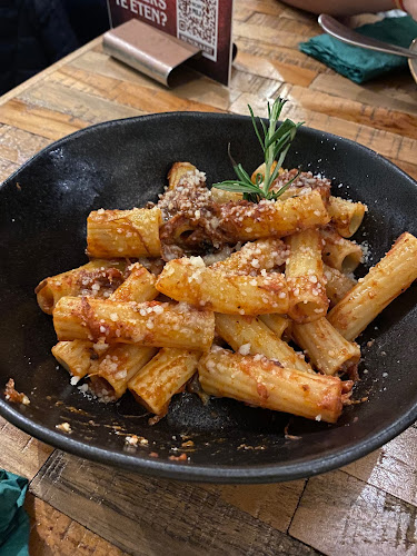 Comentarii opinii despre Lab26 Aperitivo Club