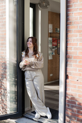 Comentarii opinii despre A Lot Of Books