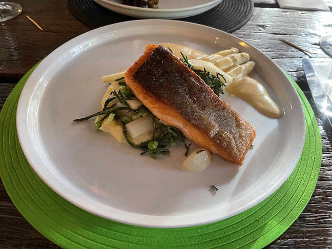 Comentarii opinii despre Restaurant Castell