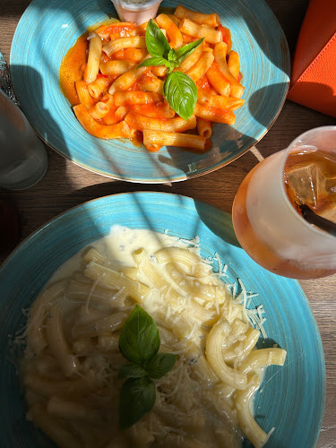 Comments and reviews of BURRATA