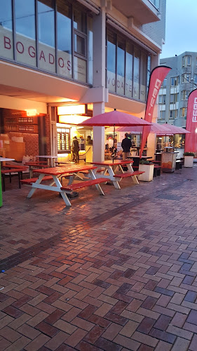 Comments and reviews of FEBO Amsterdam - Bijlmerplein