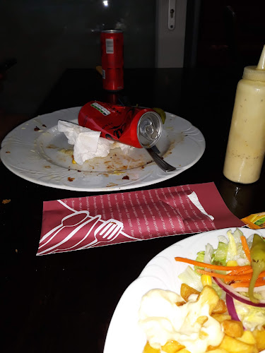 Comentarii opinii despre Eethuis Dado