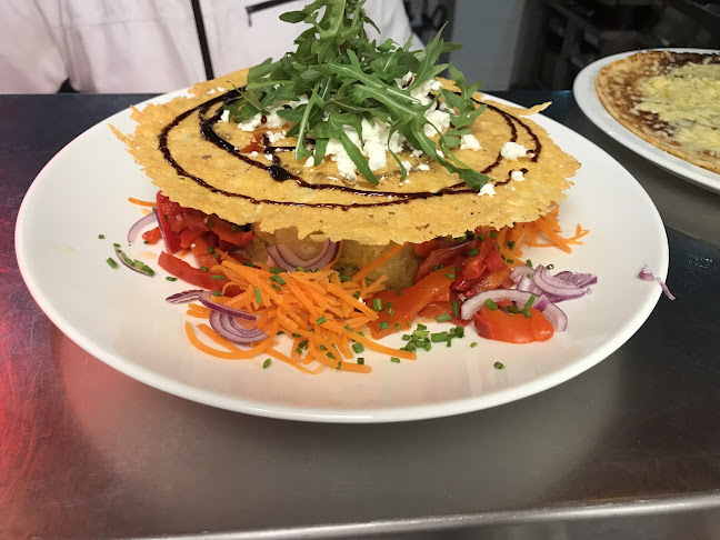 Opinii despre Oma Toos în Den Haag - Horeca