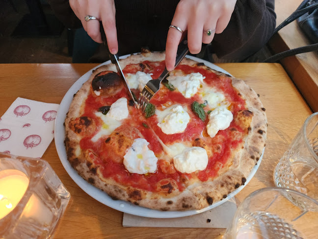 Reviews of Satriale's Pizzabar in Utrecht - Horeca