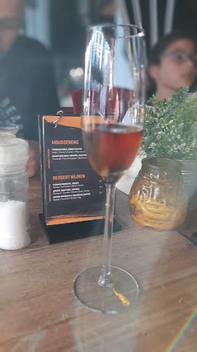 Comentarii opinii despre Grill&Bar Dommel 18