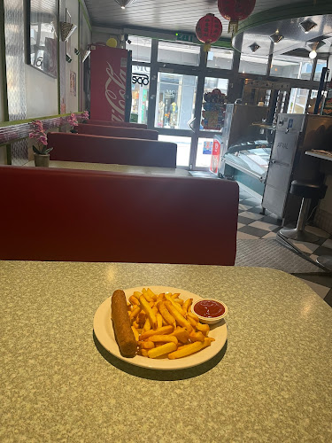 Comentarii opinii despre Cafetaria Happy Days