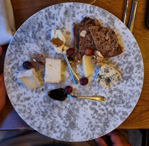 Comments and reviews of Restaurant Clouds