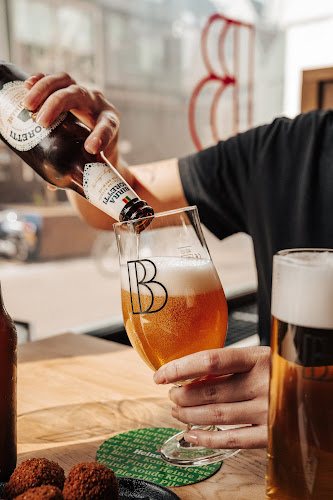 Opinii despre Beers & Barrels - Utrecht Veilinghaven în Utrecht - Horeca