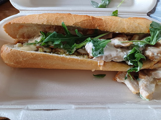 Comments and reviews of Broodjes Togo