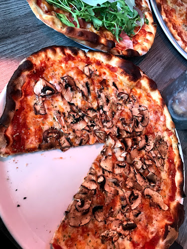 Comentarii opinii despre Zappa's Arnhem