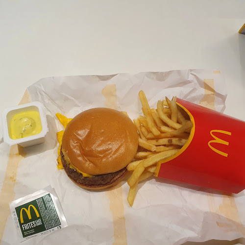 Opinii despre McDonald's Tilburg Zuid în Tilburg - Horeca
