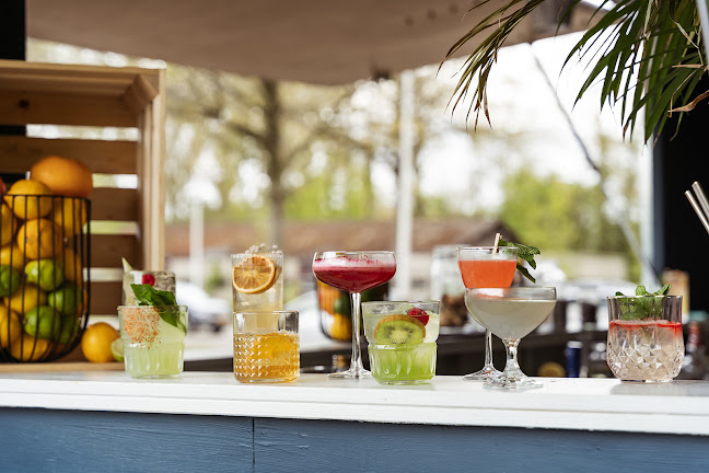 Comentarii opinii despre Cocktail Creators