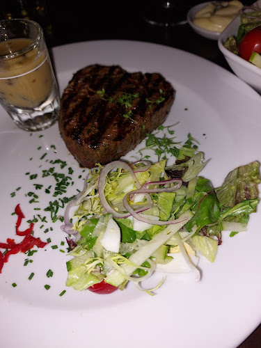 Opinii despre Steak Bistro De Gelaarsde Kat în Zutphen - Horeca