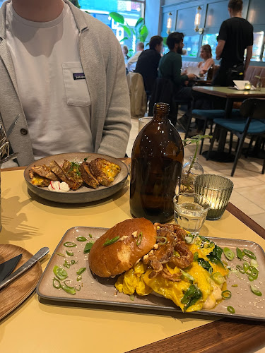 Comentarii opinii despre De Botanie