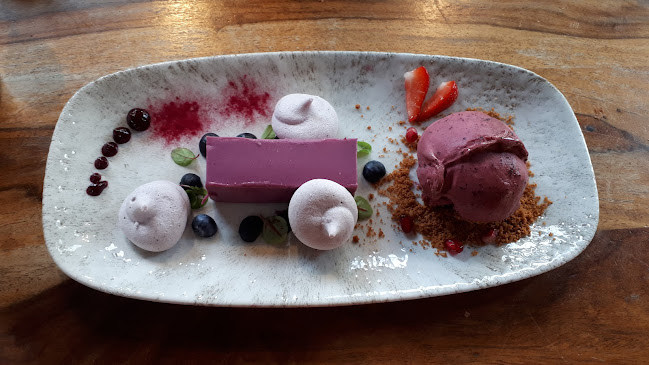 Restaurant Julie's Phone number