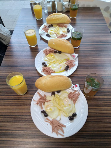 Bakkerij menara Boulangerie en Patisserie ontbijt en lunch Vuurplaat 322) - Rotterdam