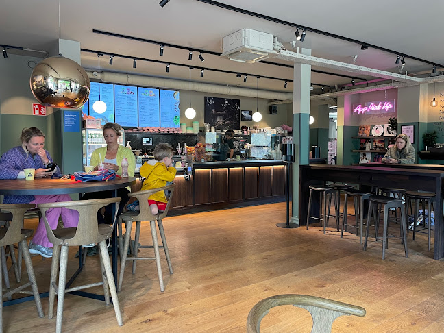 Street, Naarderstraat 6, 1251 BB Laren