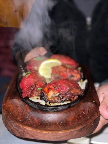 Everest Tandoori Restaurant - Horeca