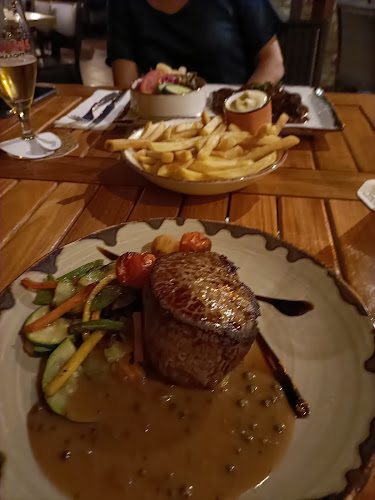 Pieke Potloed Phone number