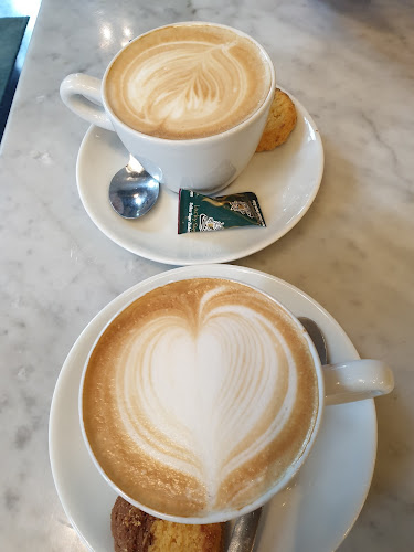 Comentarii opinii despre Zeezicht