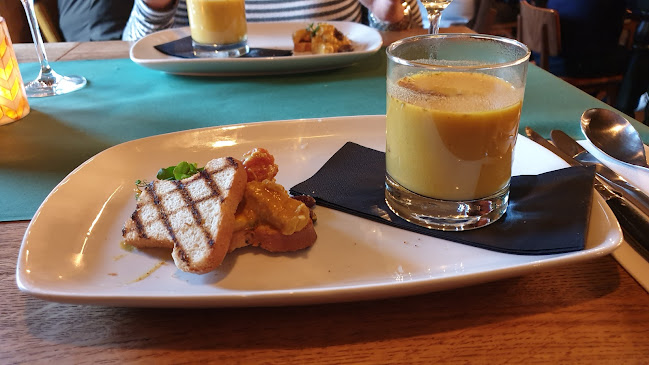 Opinii despre Halfweg eten en drinken în Heemskerk - Horeca