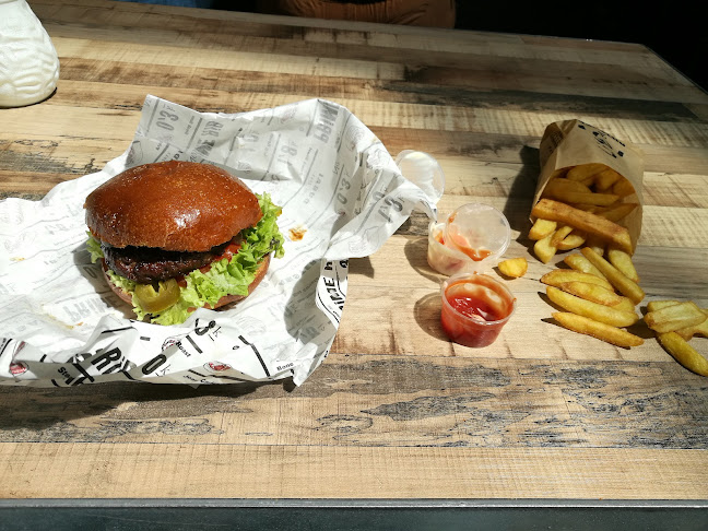 Opinii despre The Butcher - Foodhallen în Amsterdam - Horeca