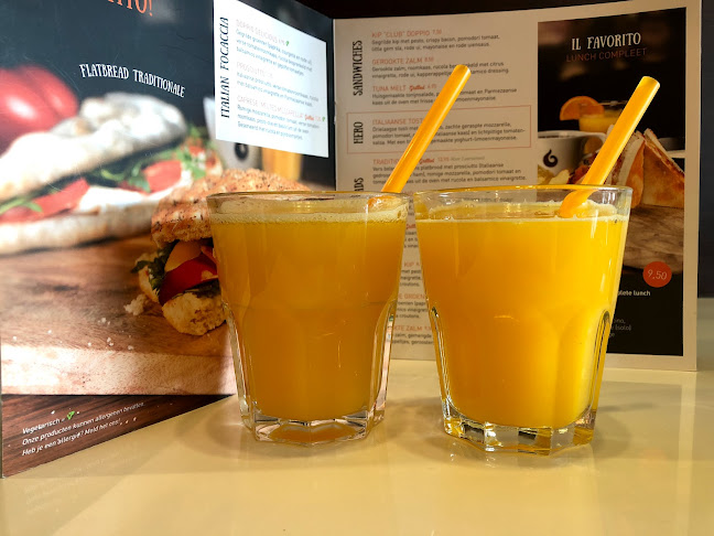 Opinii despre Doppio Espresso Leidsche Rijn Centrum în Utrecht - Horeca