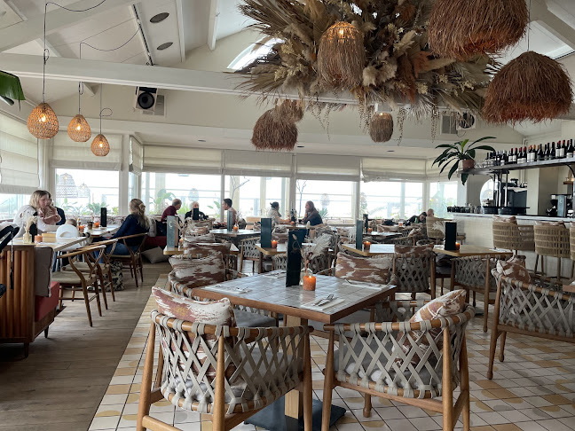 Comentarii opinii despre Beachclub C