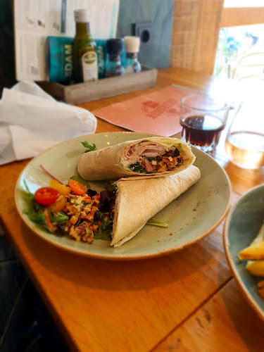 Opinii despre Strandrestaurant De Dam în Vrouwenpolder - Horeca