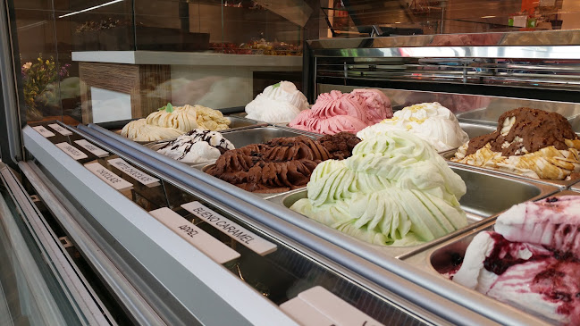 Puur. IJs & Chocolade Drachten