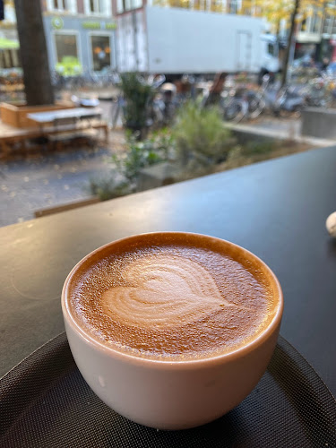 Comentarii opinii despre Café Bartine