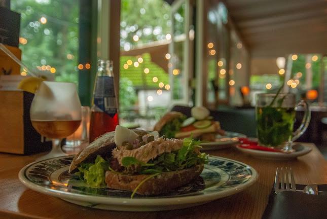 Het wapen van Sandenburg Phone number