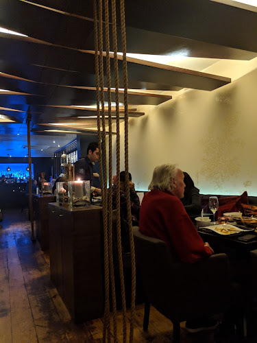 Comentarii opinii despre Surya restaurant