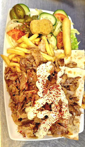 Comentarii opinii despre Adam