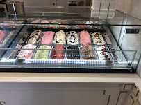 Opinii despre Dutch Homemade Macarons Amsterdam The Style Outlets în Halfweg - Horeca