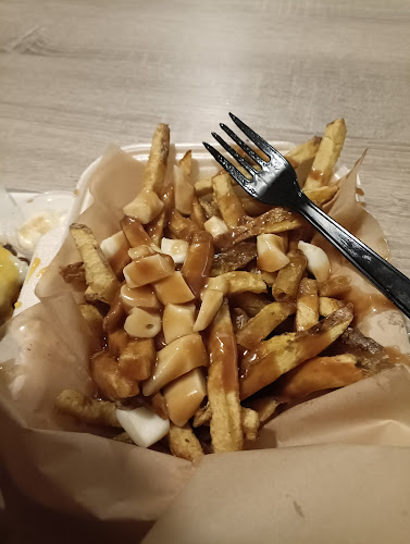 Day Dream Deli Open Times