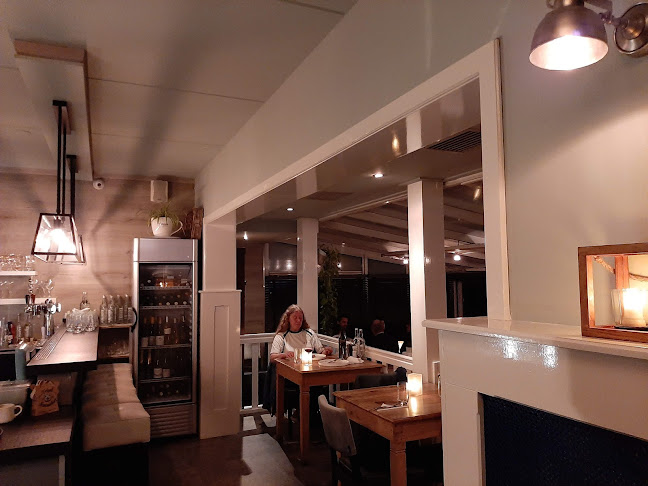 Restaurant L'Hirondelle Open Times