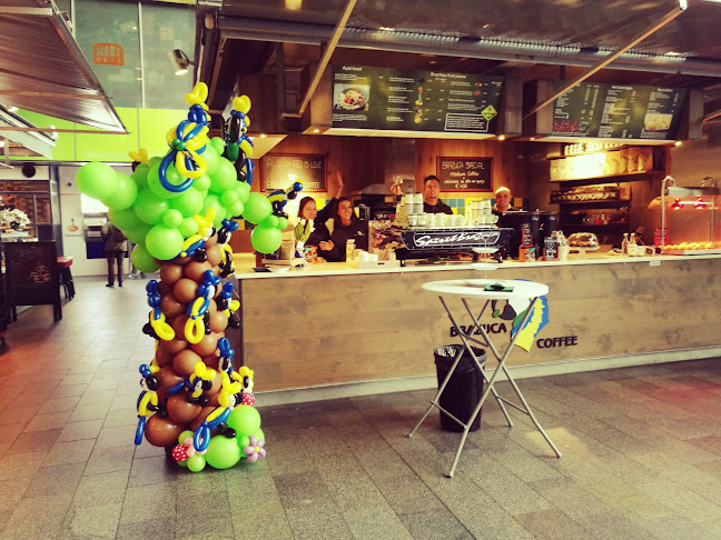 Brazuca Coffee Markthal Open Times